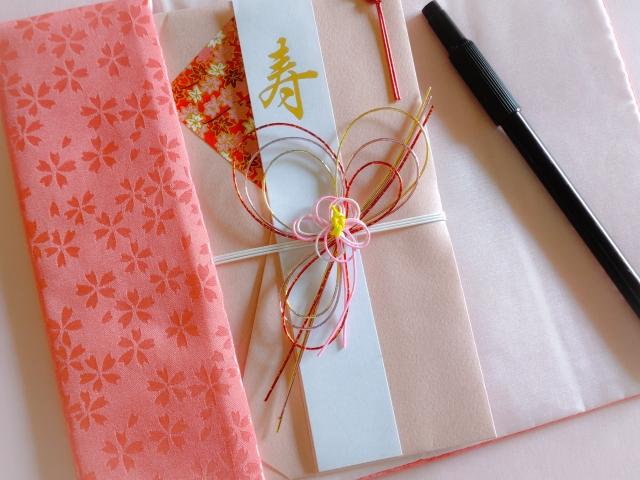 結婚式にふさわしい袱紗はどこで手に入る?